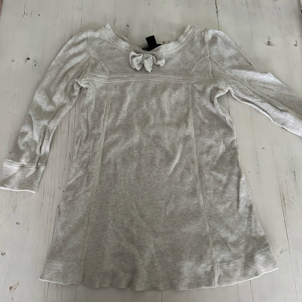 Gray women’s grey shirt Bow Marc Jacob’s size small s waffle super soft vintage
